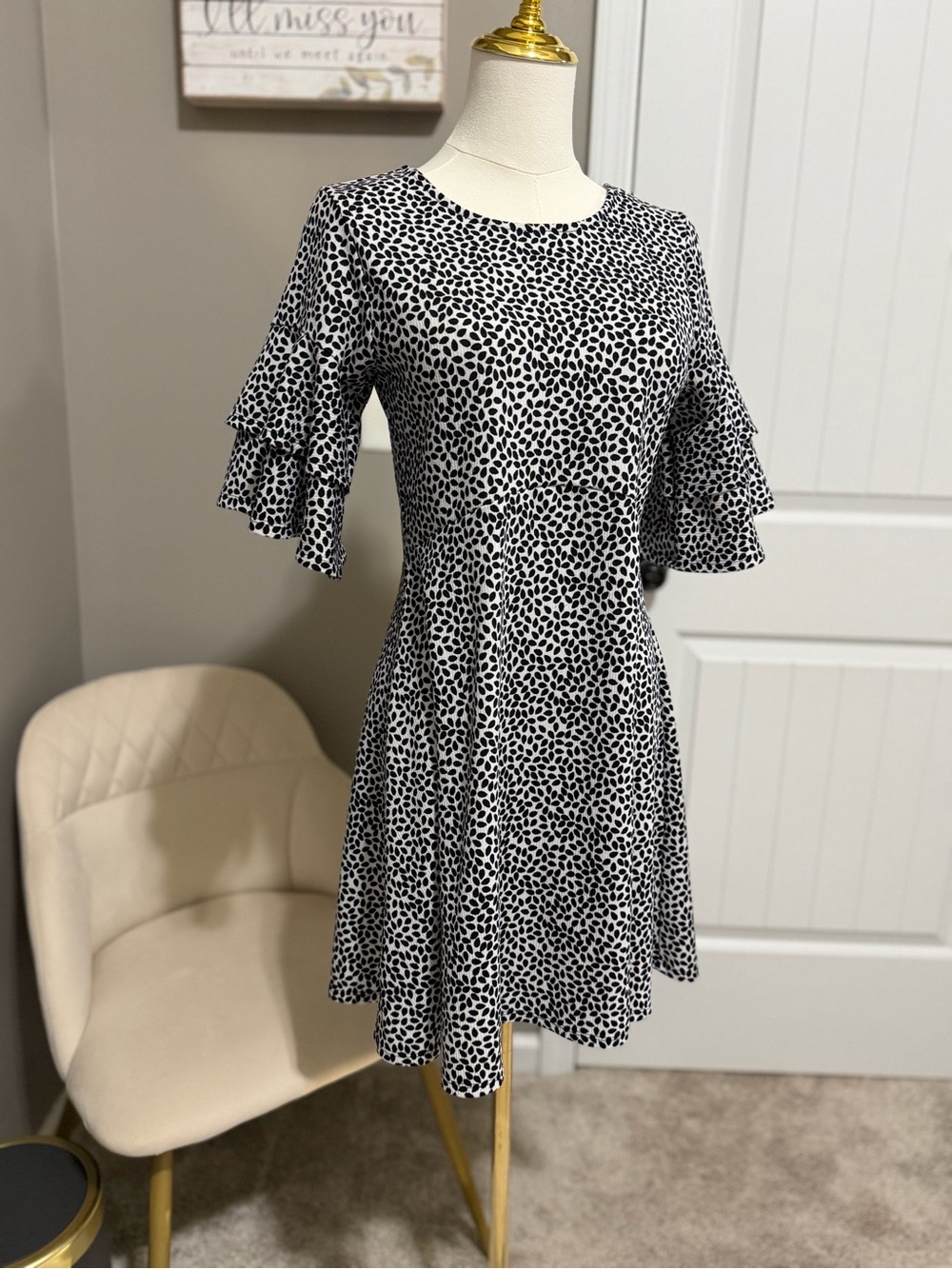 Black & White Patterned Flutter-Sleeve Dress